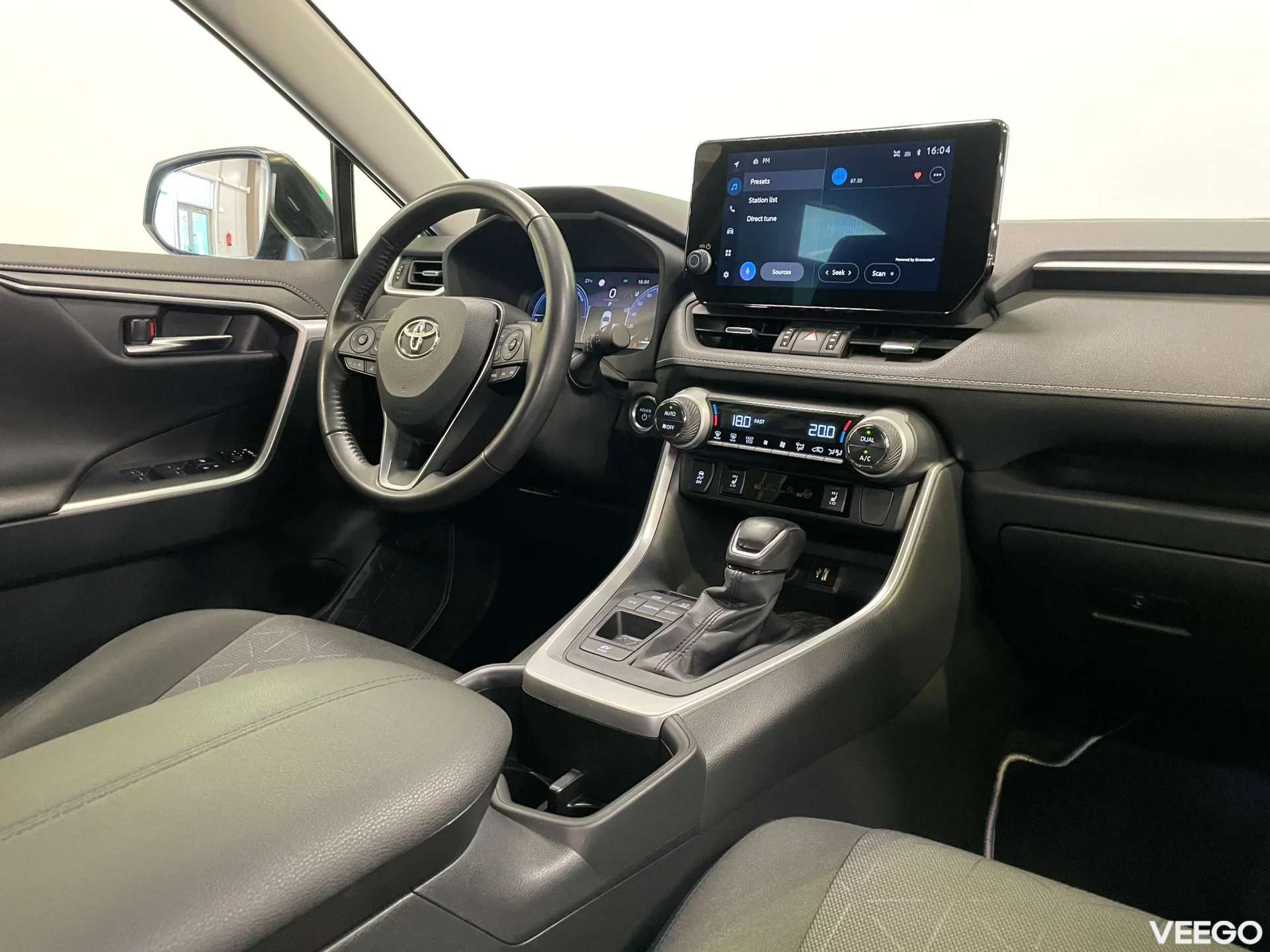 Toyota RAV4 Luxury 2.5 131kW