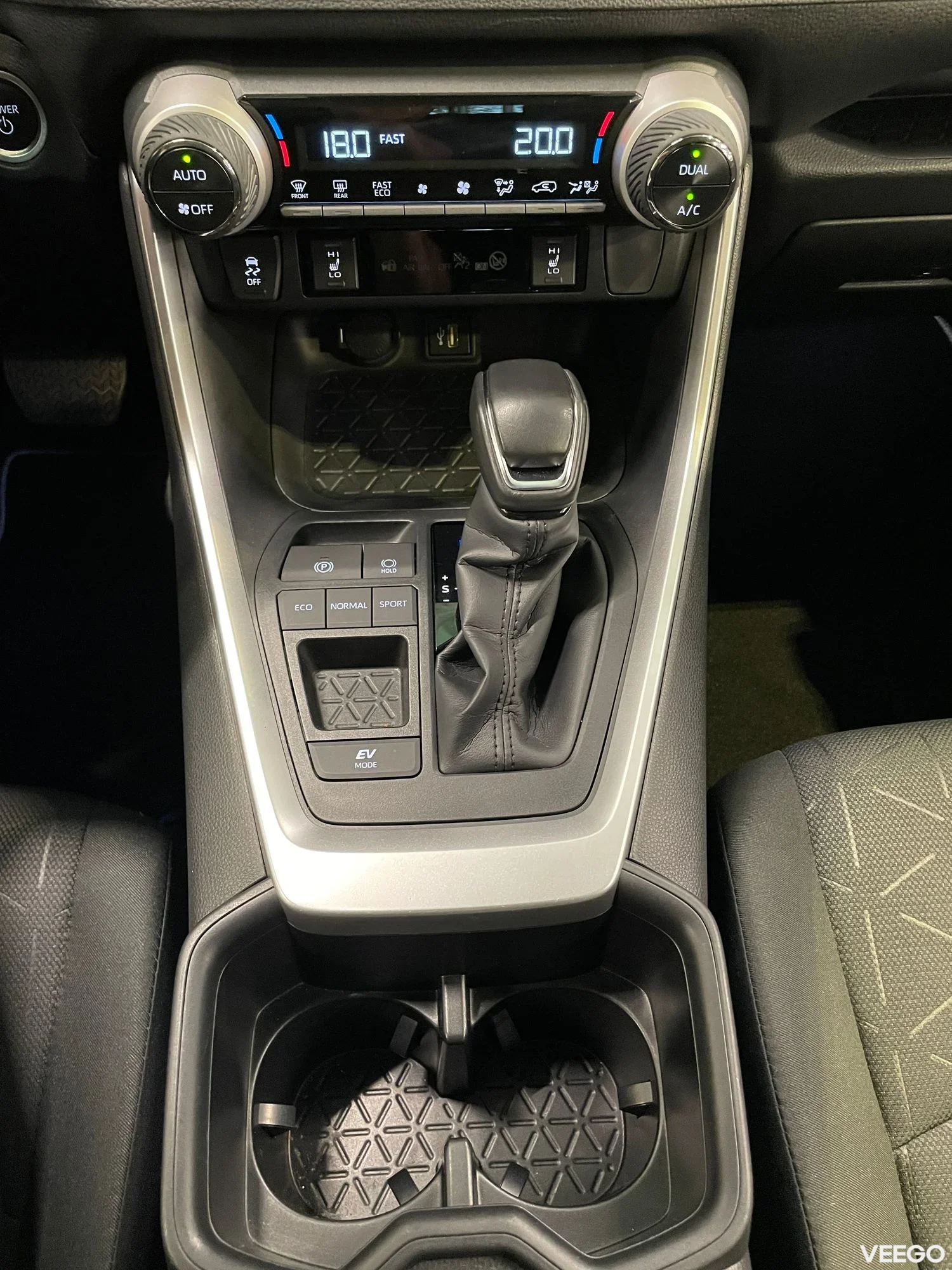 Toyota RAV4 Luxury 2.5 131kW