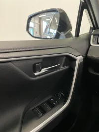 Toyota RAV4 Luxury 2.5 131kW thumbnail
