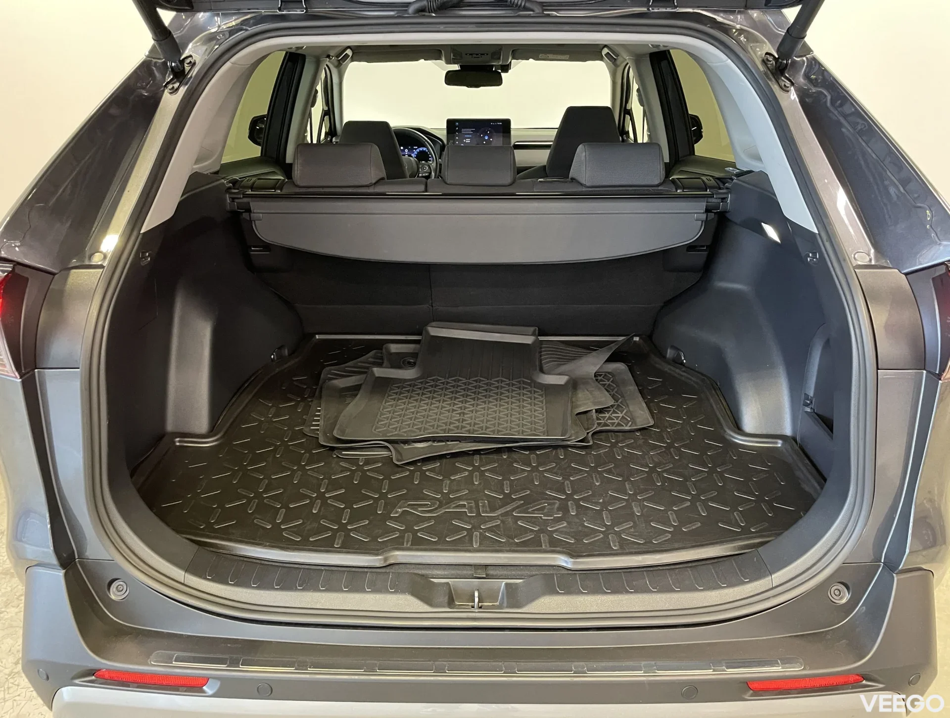 Toyota RAV4 Luxury 2.5 131kW