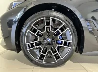 BMW i4 M60 xDrive, Drag, Värmare, Panorama, Driving Pro, HK 442kW thumbnail
