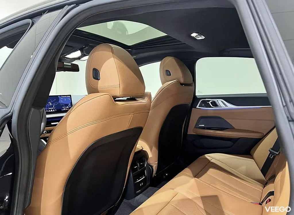 BMW i4 M60 xDrive, Drag, Värmare, Panorama, Driving Pro, HK 442kW