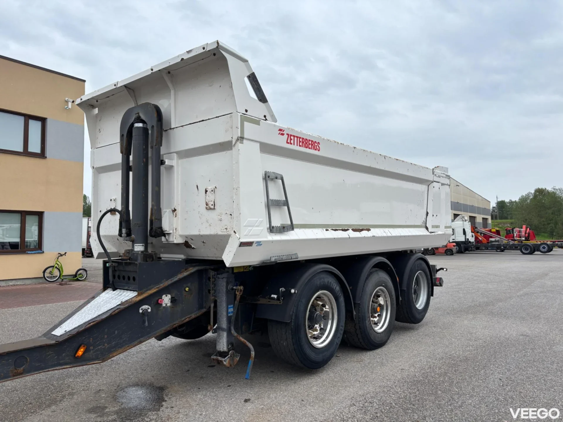 Parator ST 24-27 3 Axles Trailer kW