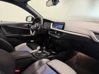 BMW 118 i M Sport Aut Adpt Farth ParkAssist Rattvärme LED 17"