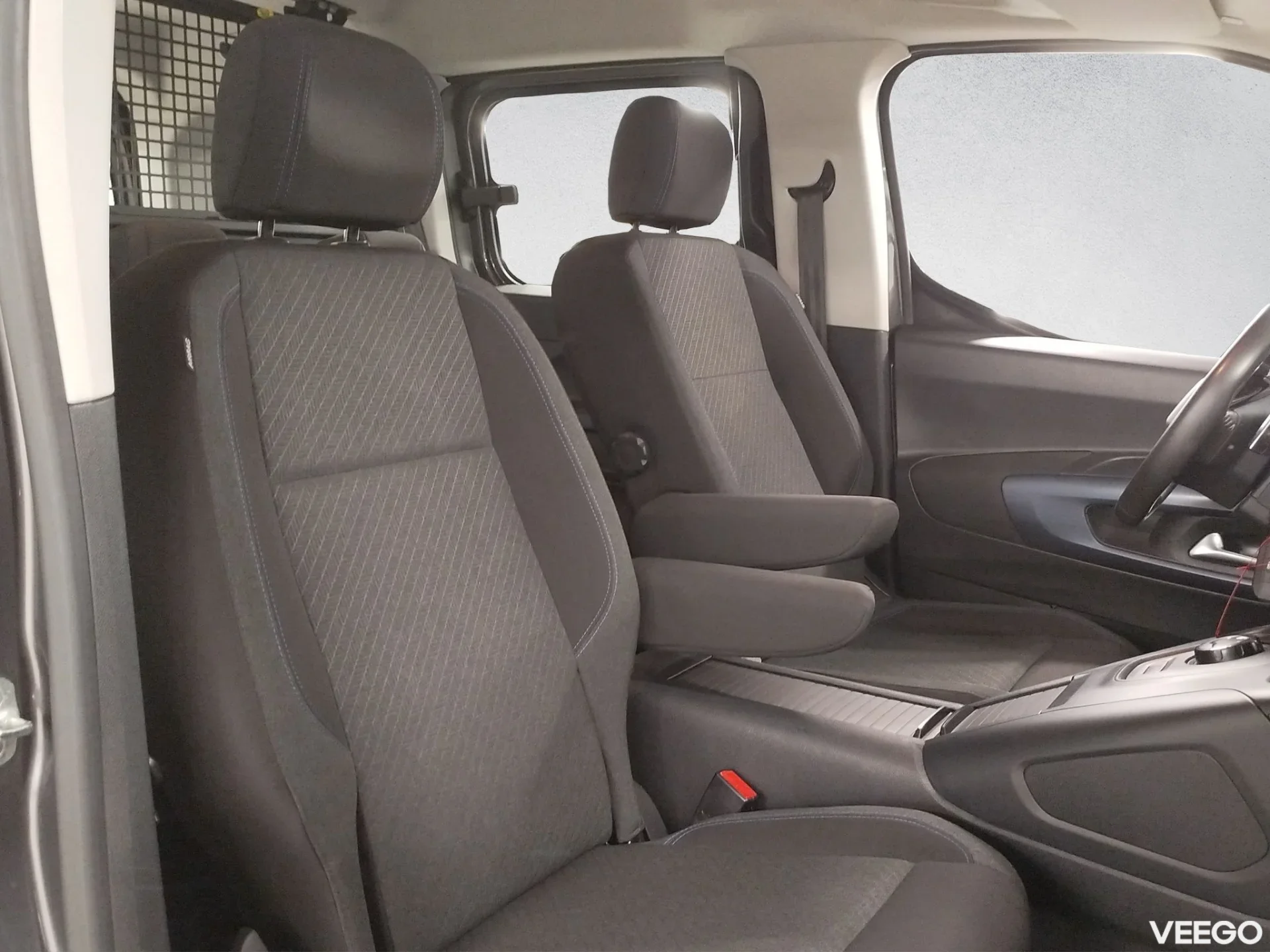 Peugeot Rifter L1 Allure BlueHDi 130AT8 N1 96kW
