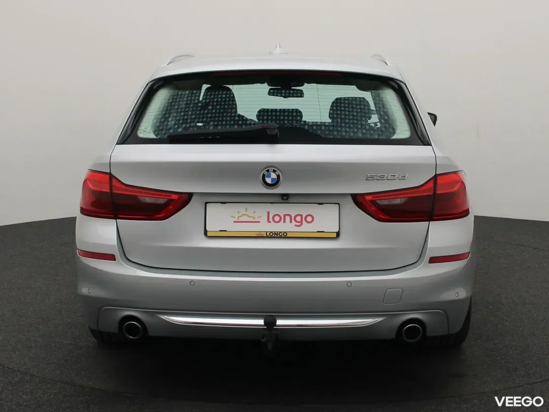 BMW 530 3 195kW