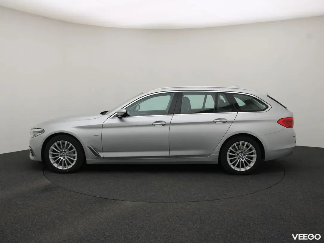 BMW 530 3 195kW