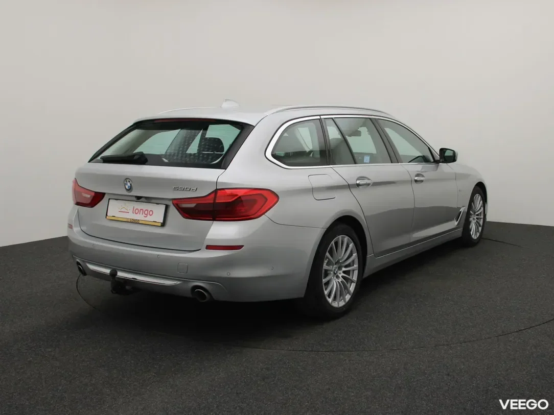 BMW 530 3 195kW