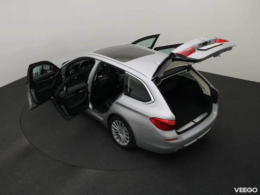BMW 530 3 195kW