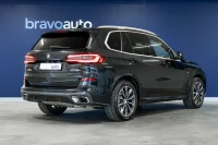 BMW X5 xDrive30d M-Sportpakett 3 210kW thumbnail