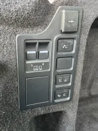 Land Rover Discovery 3.0 183kW thumbnail