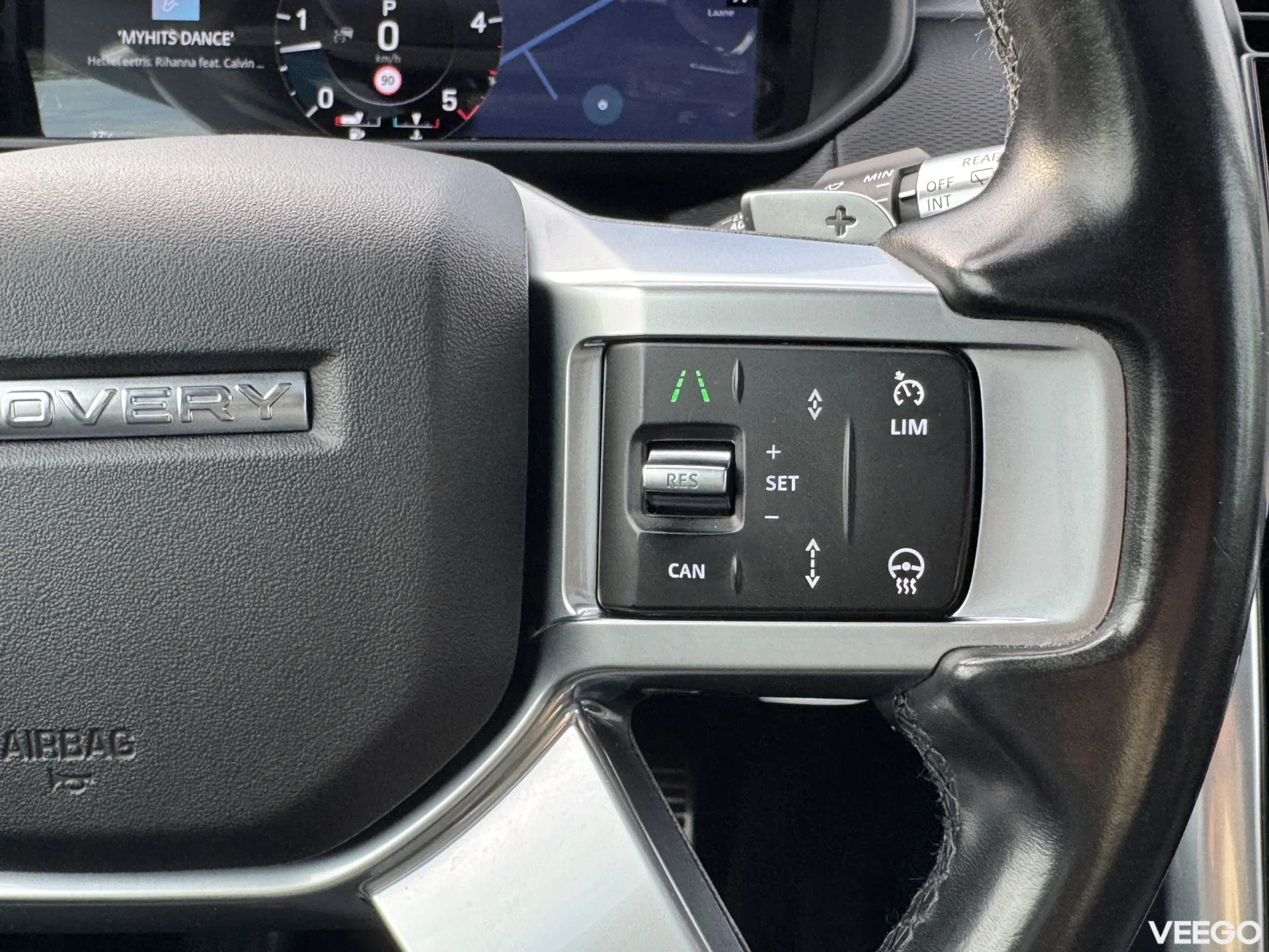 Land Rover Discovery 3.0 183kW