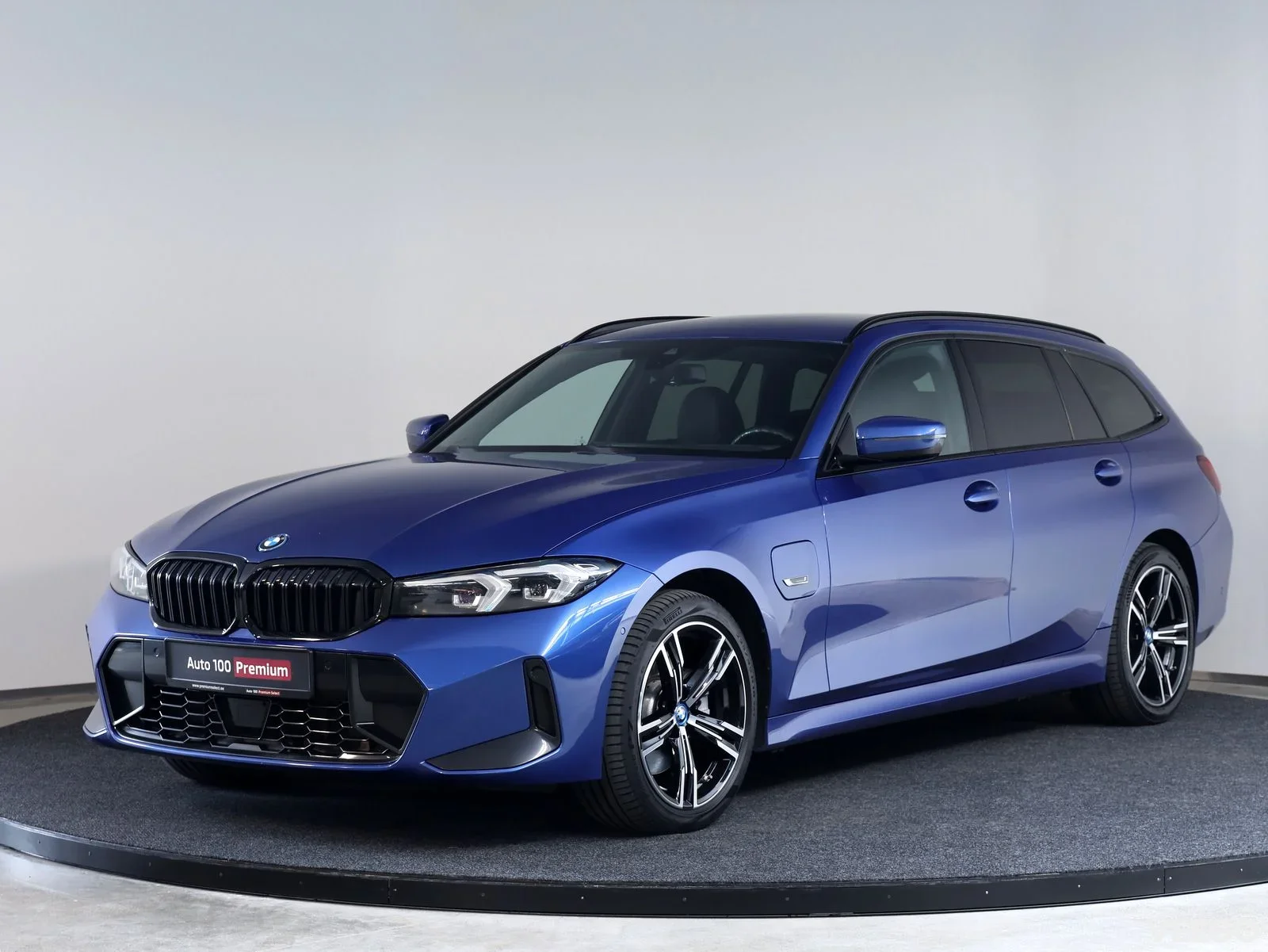 BMW 330 e xDrive M-Sportpakett 2 215kW