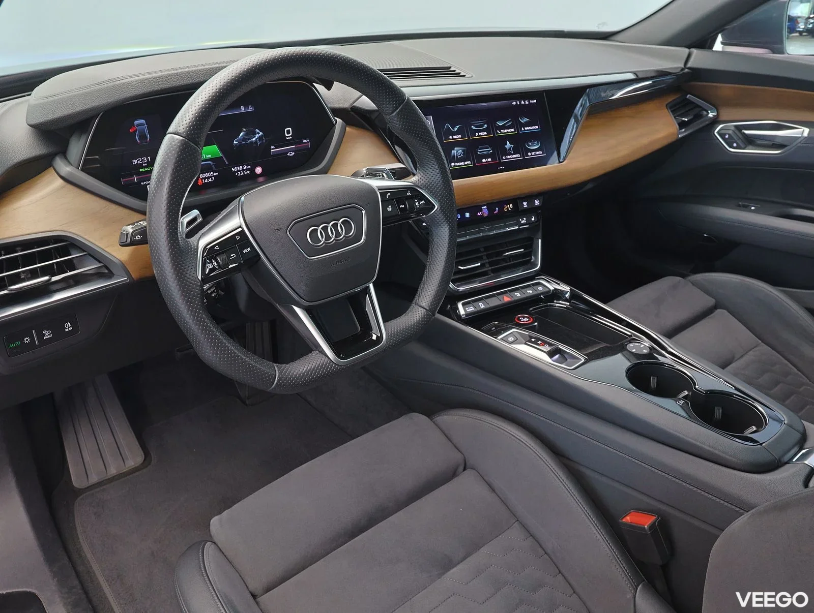 Audi e-tron GT - 140kW
