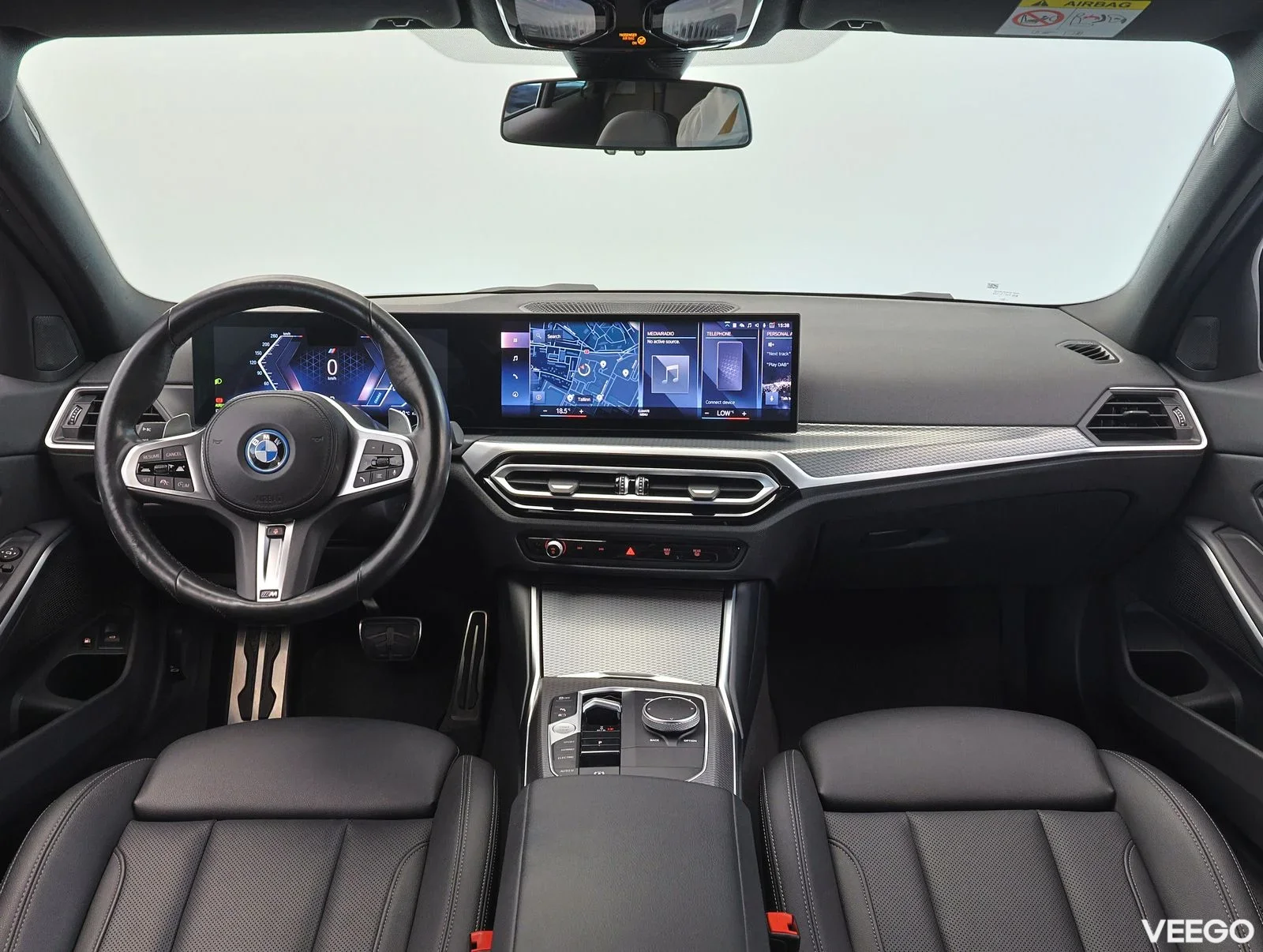 BMW 330 e xDrive M-Sportpakett 2 215kW