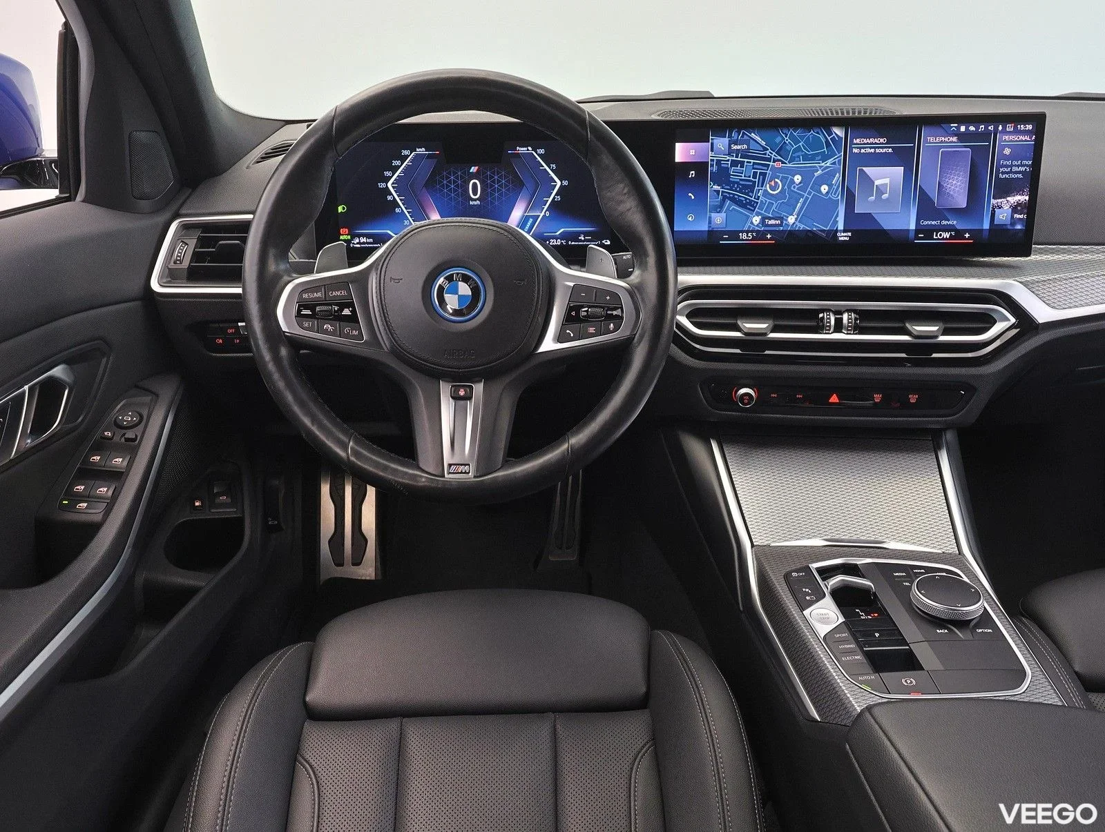 BMW 330 e xDrive M-Sportpakett 2 215kW