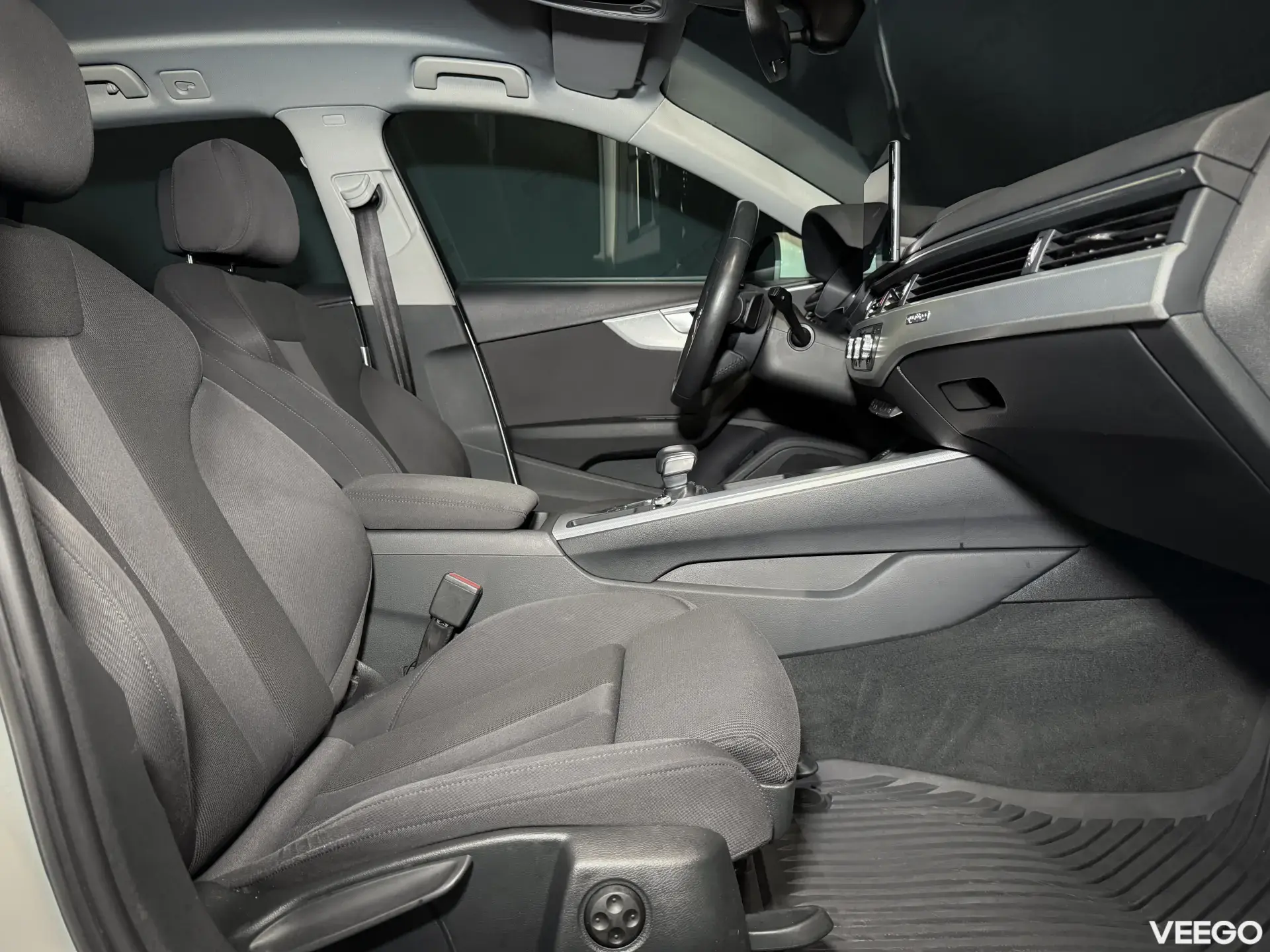 Audi A4 Avant Quattro 2.0 140kW