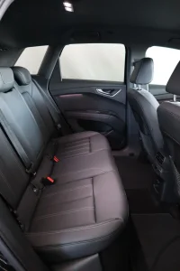 Audi Q4 e-tron 77kW thumbnail