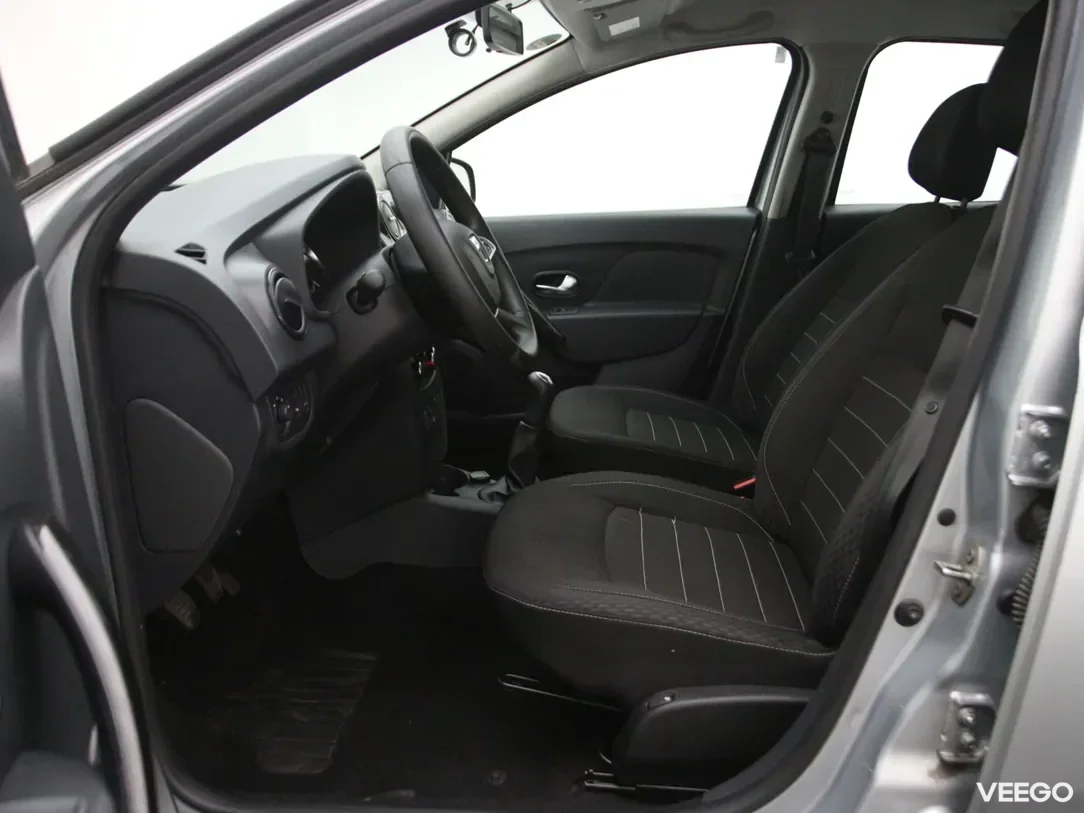Dacia Sandero 1 74kW