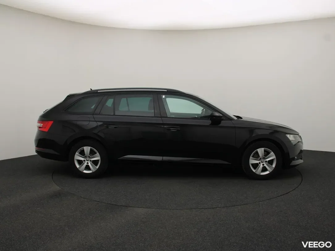 Skoda Superb 1.6 88kW