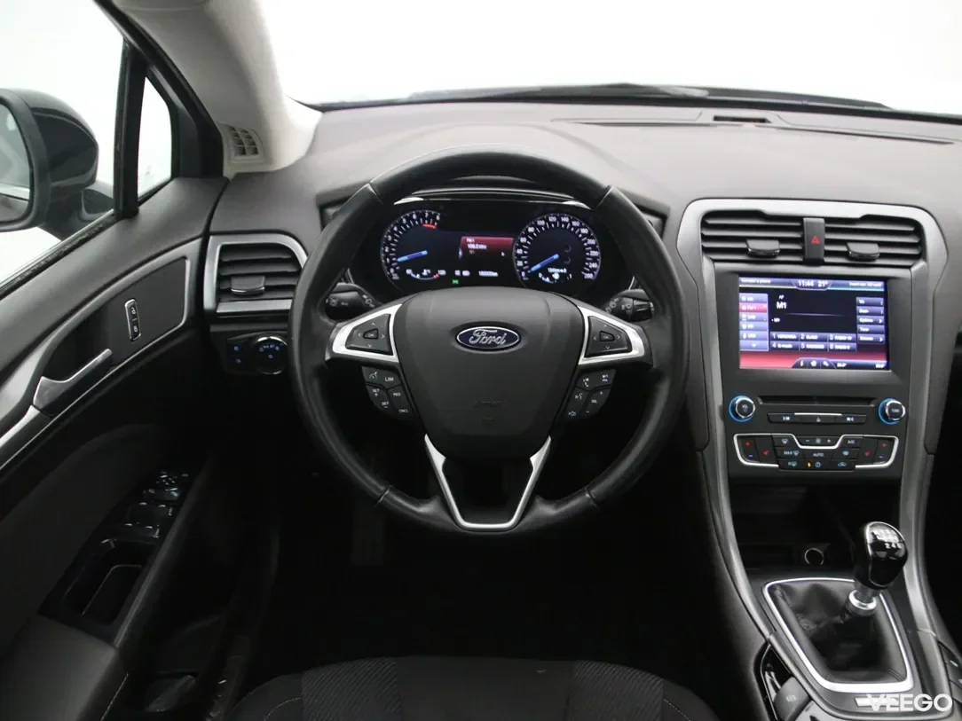 Ford Mondeo 1.5 118kW