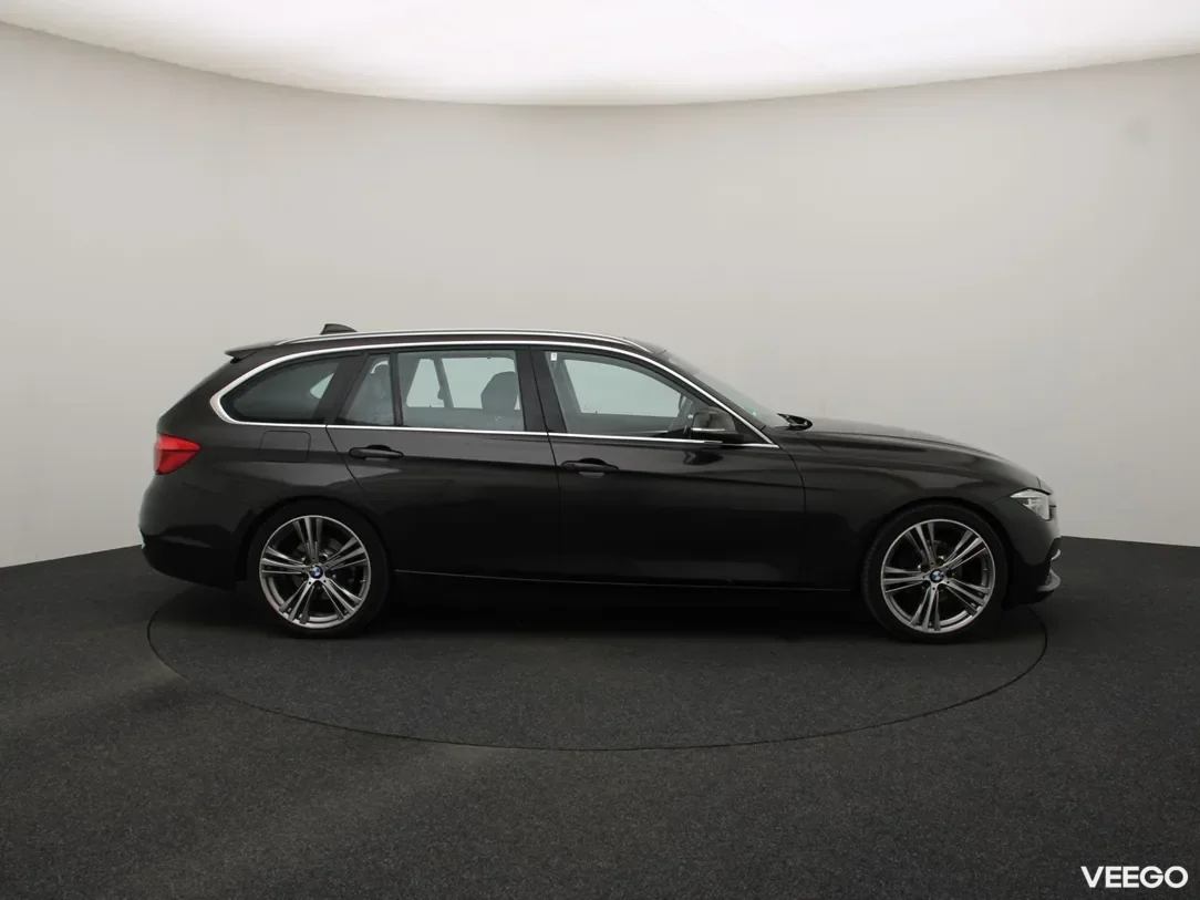 BMW 320 2 120kW
