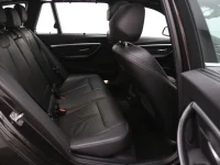 BMW 320 2 120kW thumbnail