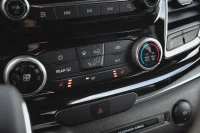 Ford Tourneo Custom Titanium 320L 2 136kW thumbnail