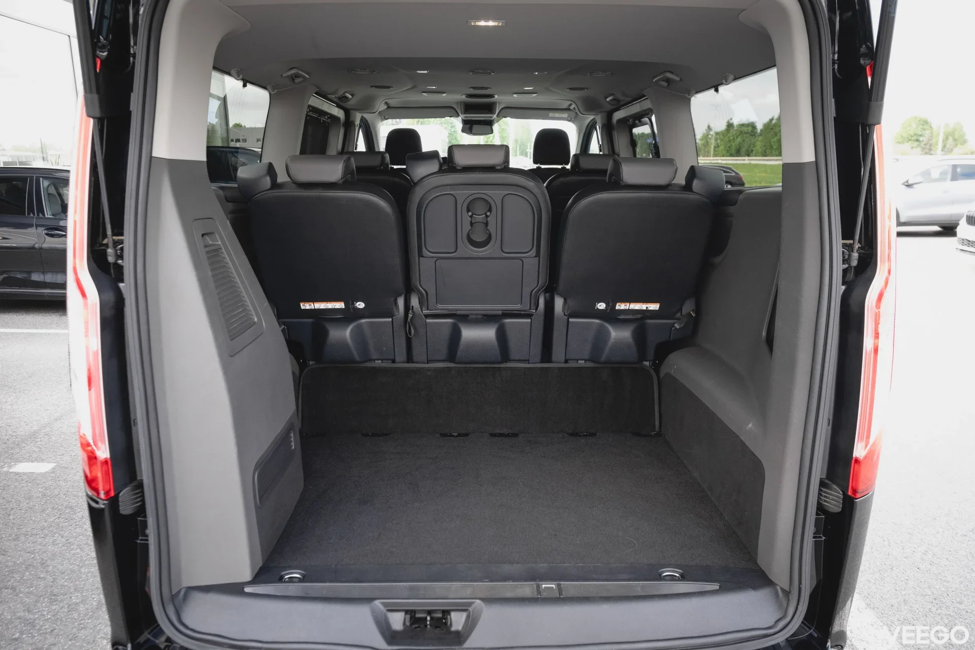 Ford Tourneo Custom Titanium 320L 2 136kW