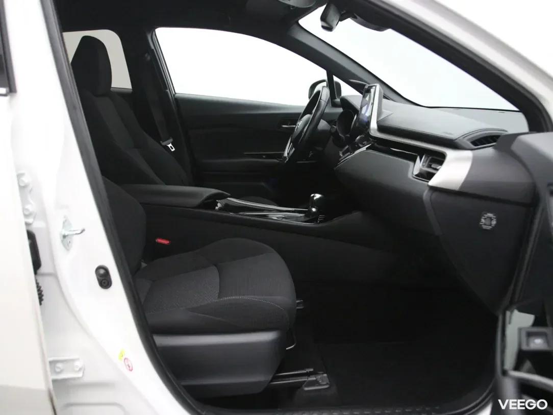 Toyota C-HR 1.8 90kW