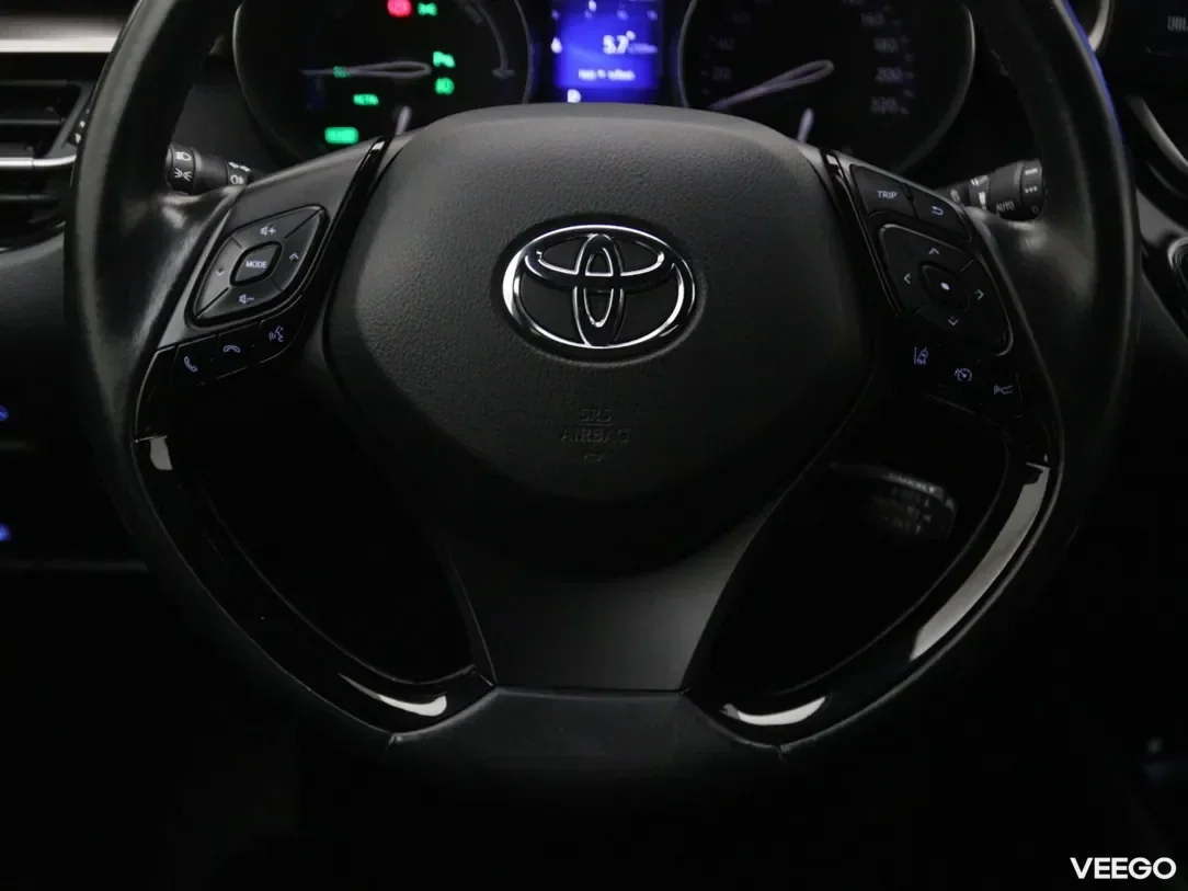 Toyota C-HR 1.8 90kW