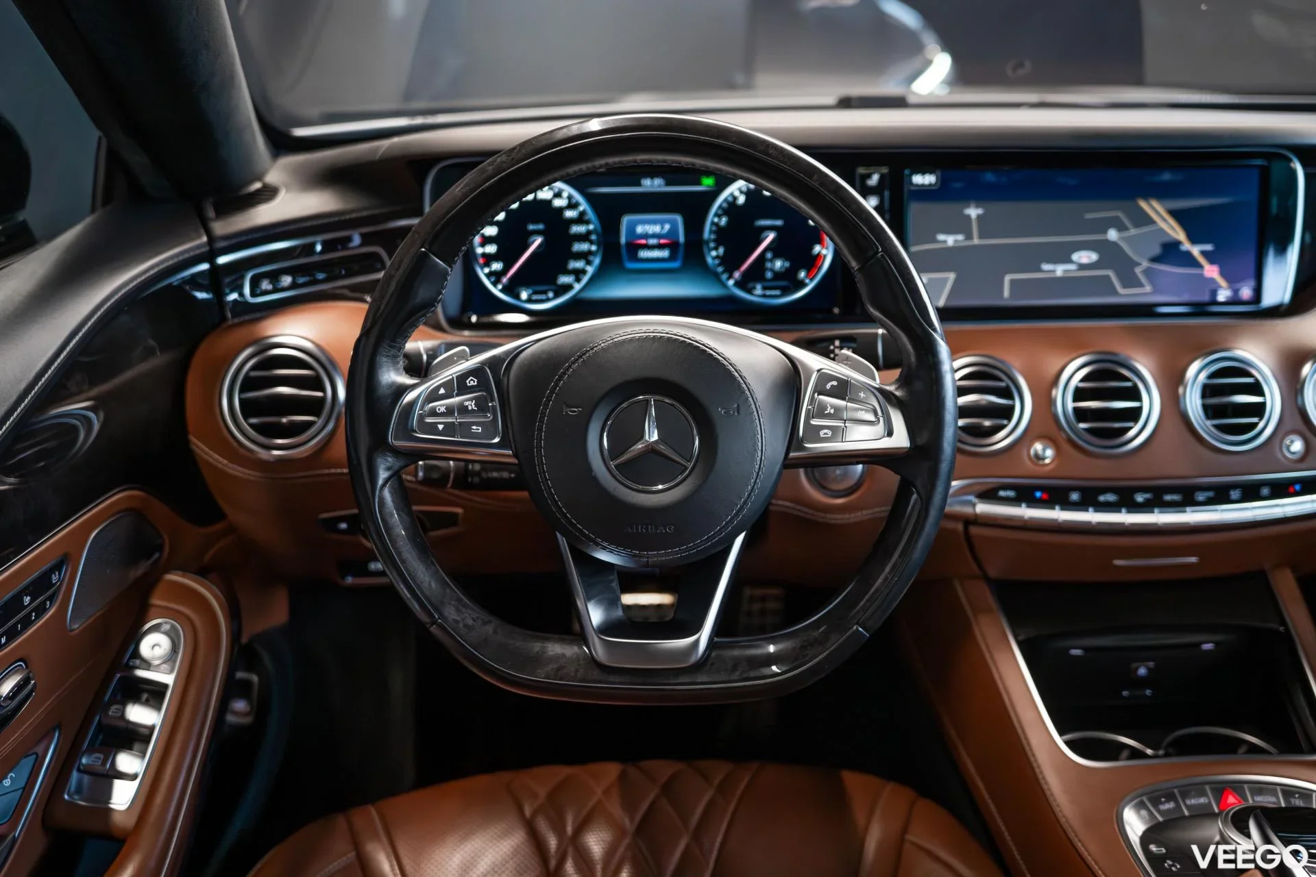 Mercedes-Benz S500 4.7 335kW