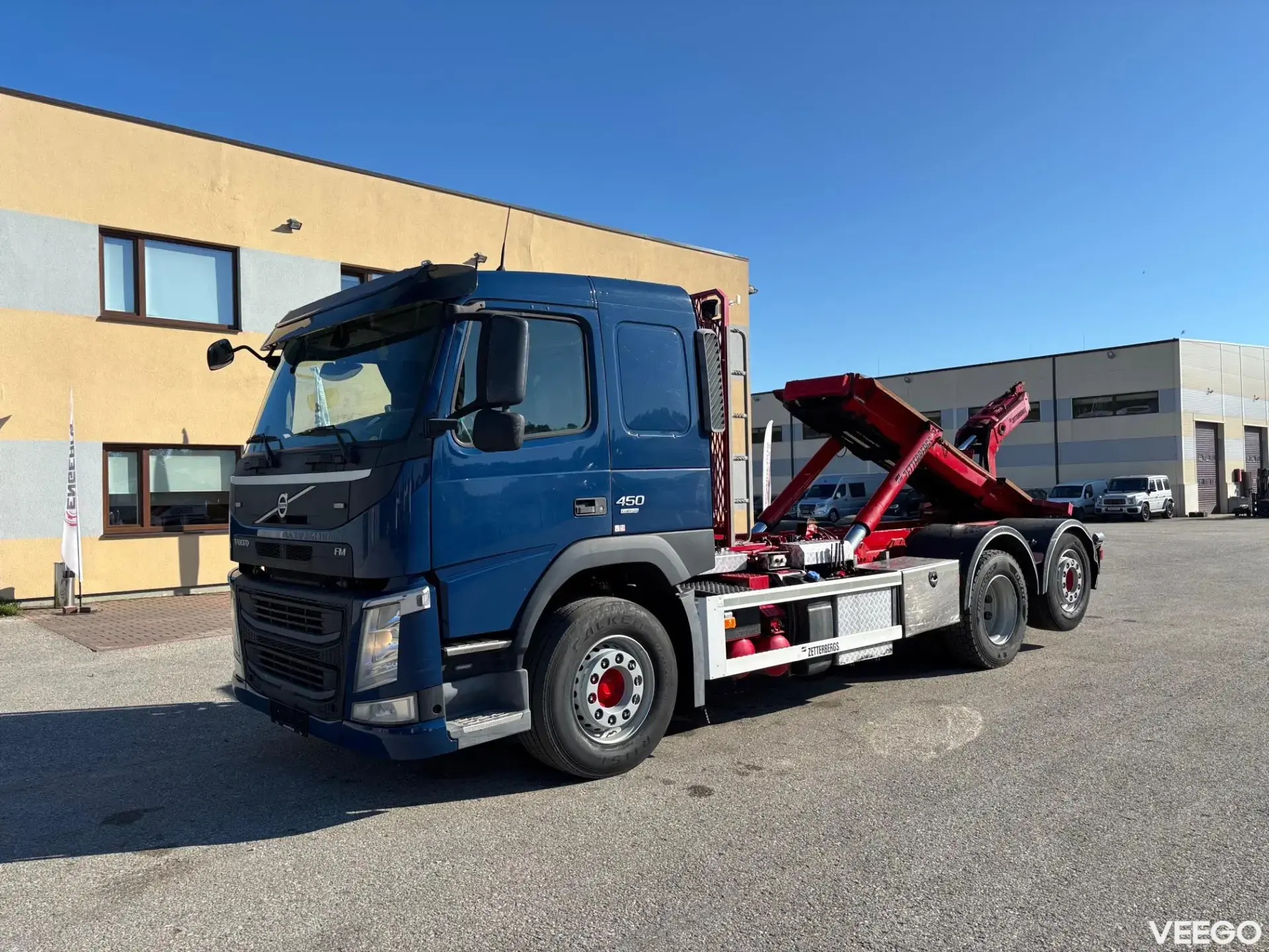 Volvo FM450 6x2*4 + ZETTEBERGS LIFT 338kW