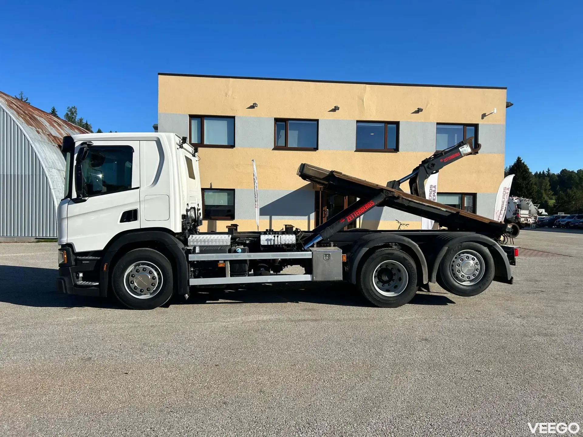 SCANIA P410 6X2*4 EURO6 + ZETTERBERG HOOKLIFT 302kW