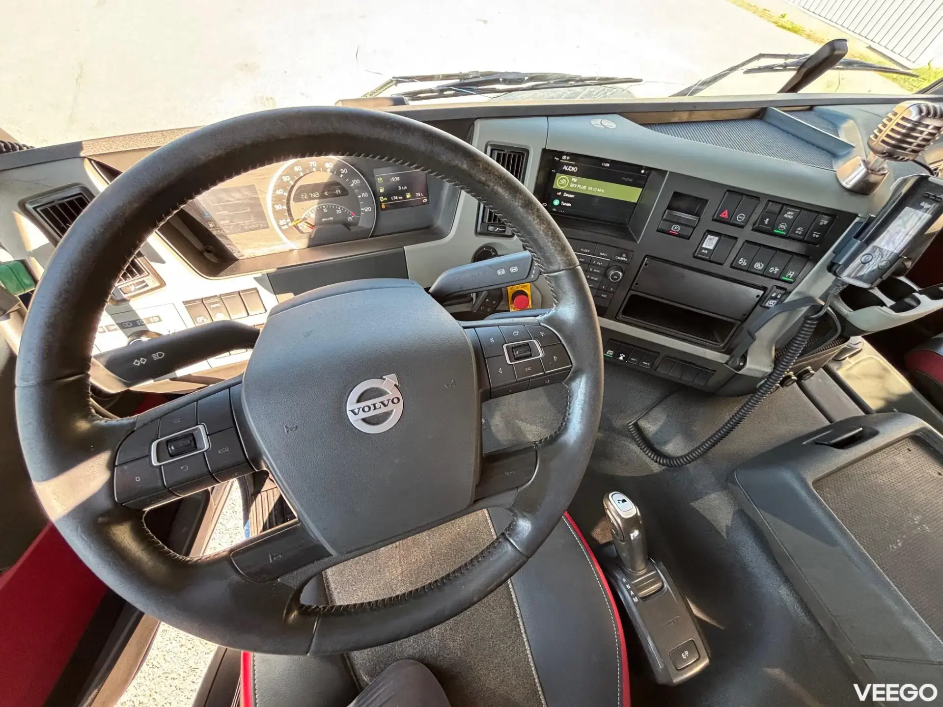 Volvo FM450 6x2*4 + ZETTEBERGS LIFT 338kW