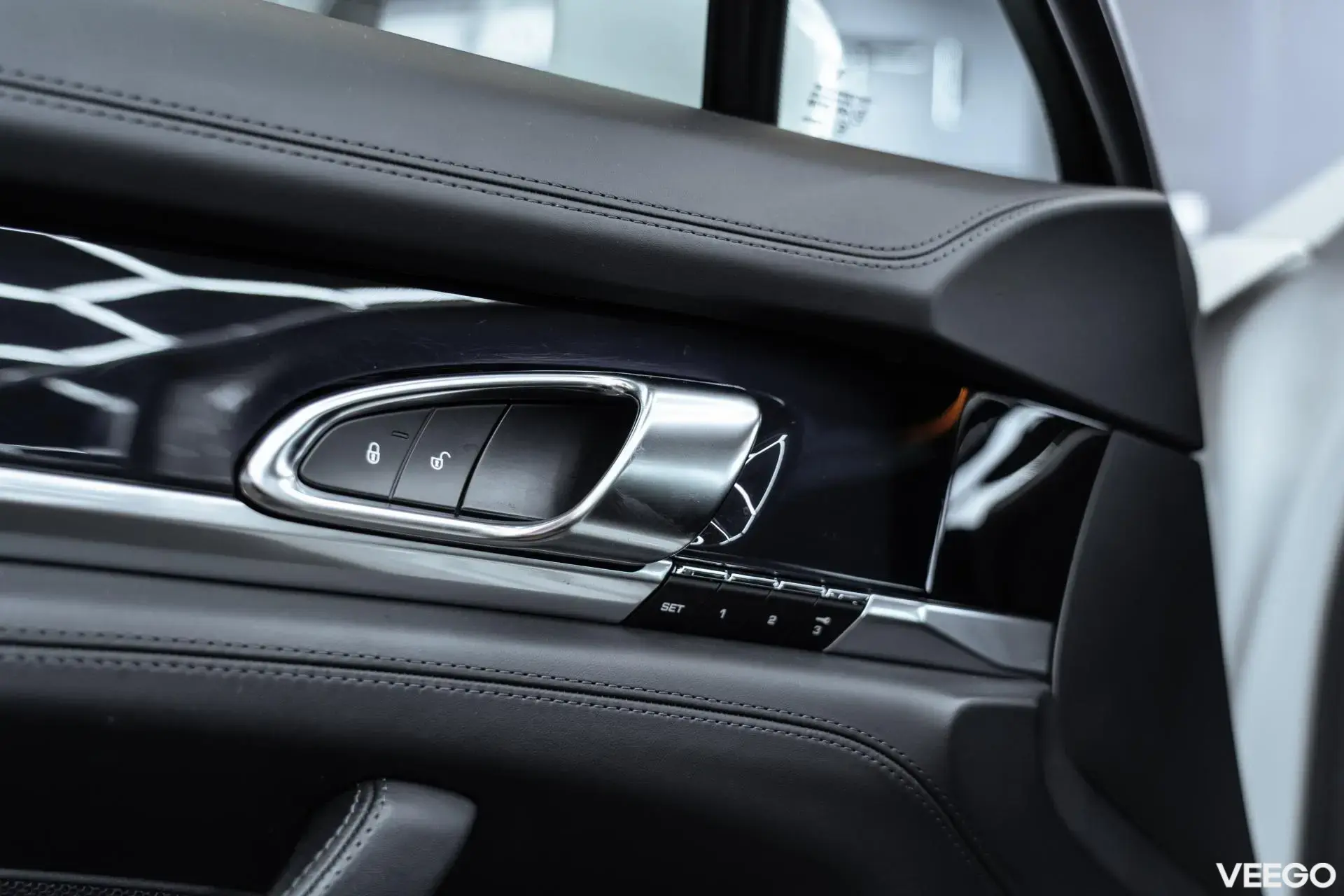 Porsche Panamera 4.8 316kW