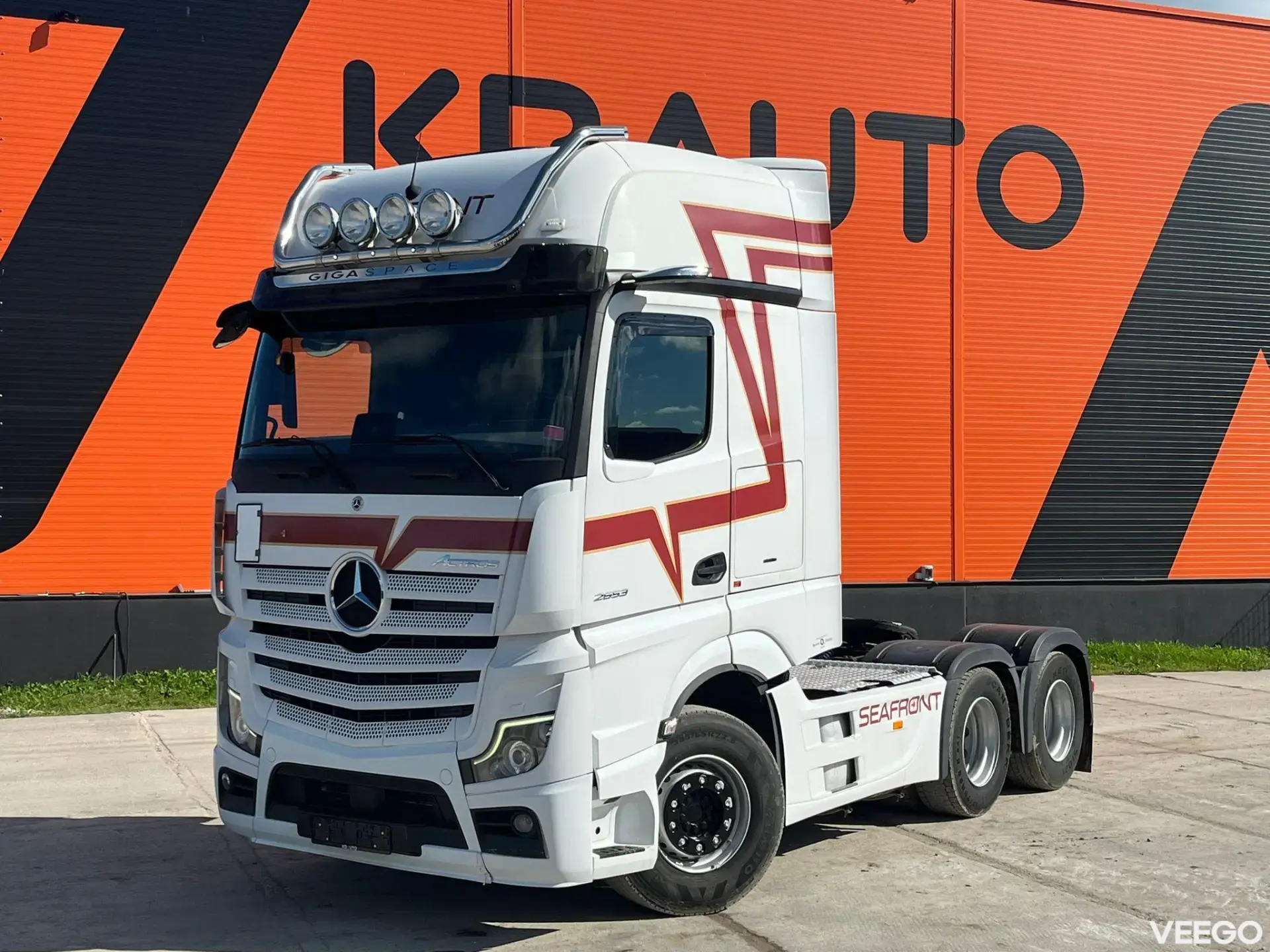 Mercedes-Benz Actros GIGASPACE / CAM MIRRORS / DOUBLE BOGIE 390kW