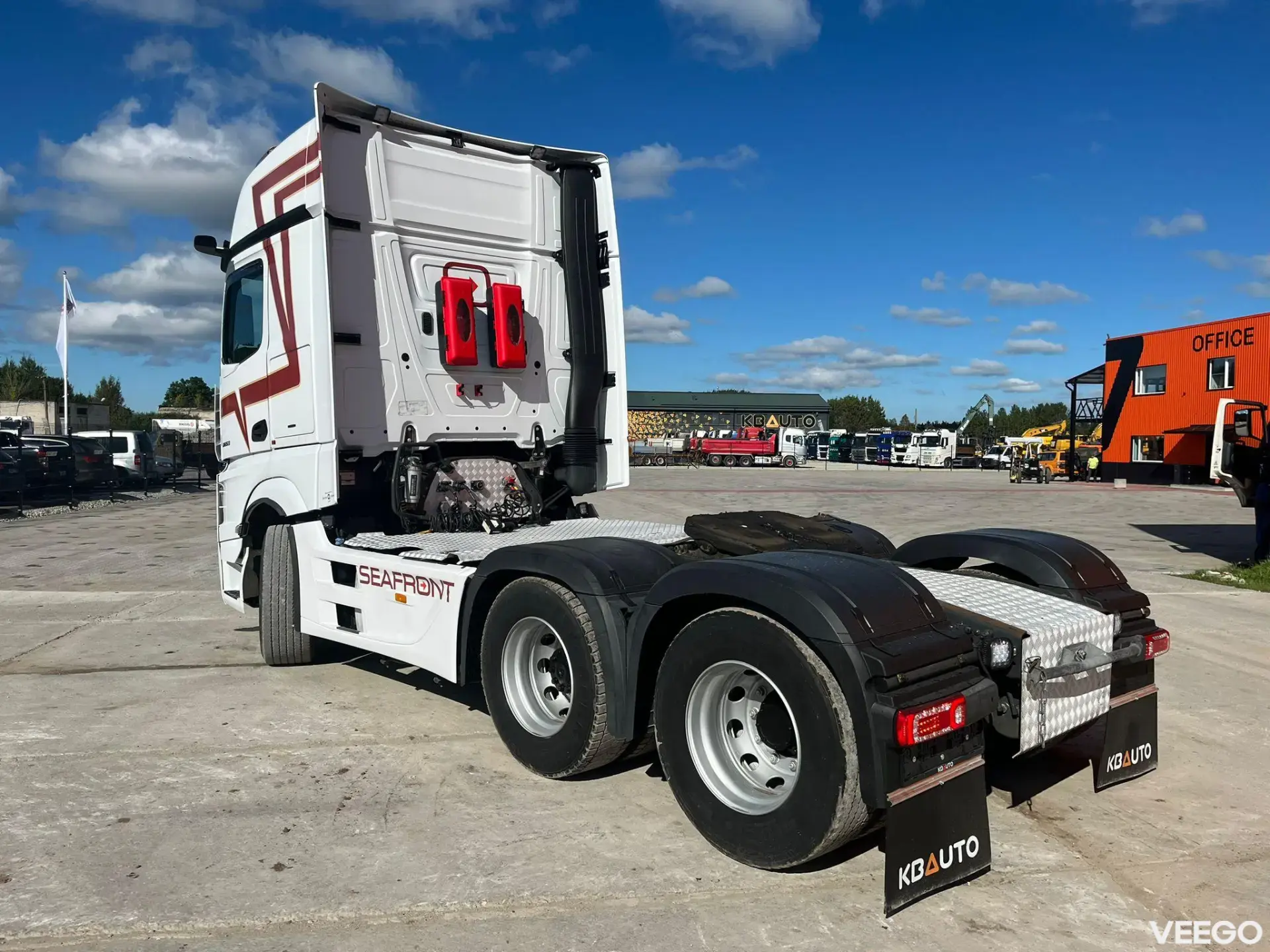 Mercedes-Benz Actros GIGASPACE / CAM MIRRORS / DOUBLE BOGIE 390kW