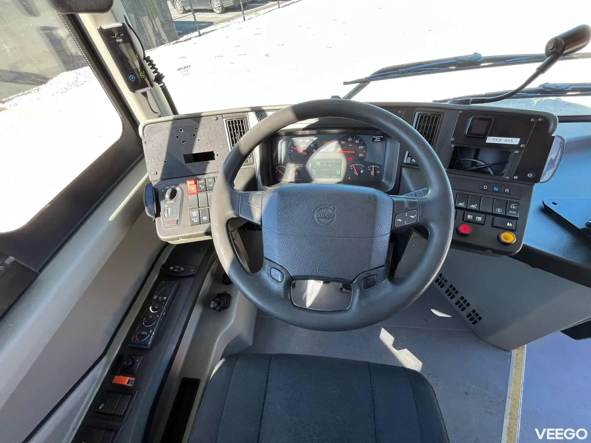 Volvo B5LH HYBRID / AC / AUXILIARY HEATING 180kW
