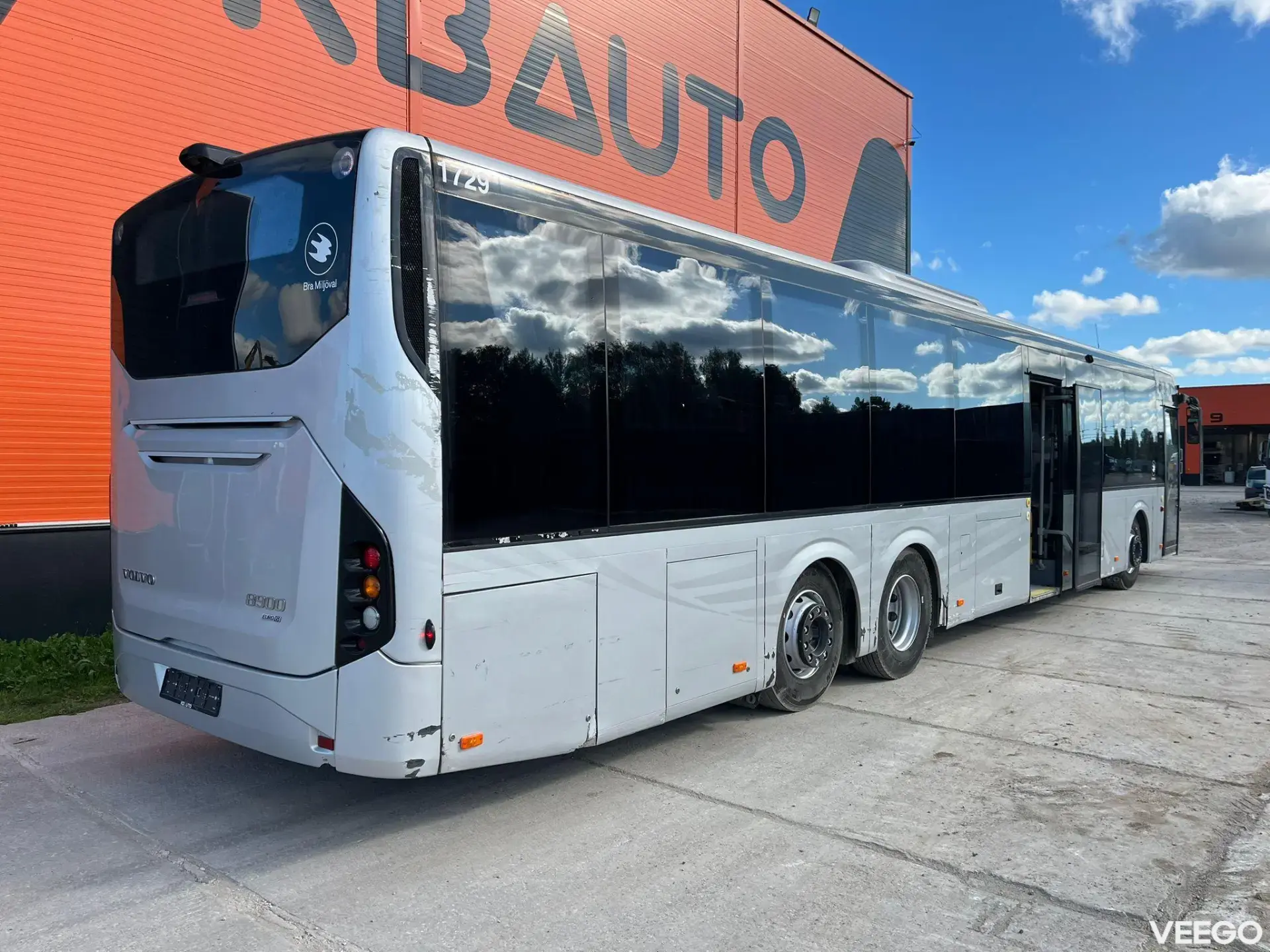 Volvo B8R 44 SEATS + 49 STANDING / AC / AUXILIARY HEATER  240kW