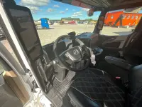 Mercedes-Benz Actros GIGASPACE / CAM MIRRORS / DOUBLE BOGIE 390kW thumbnail