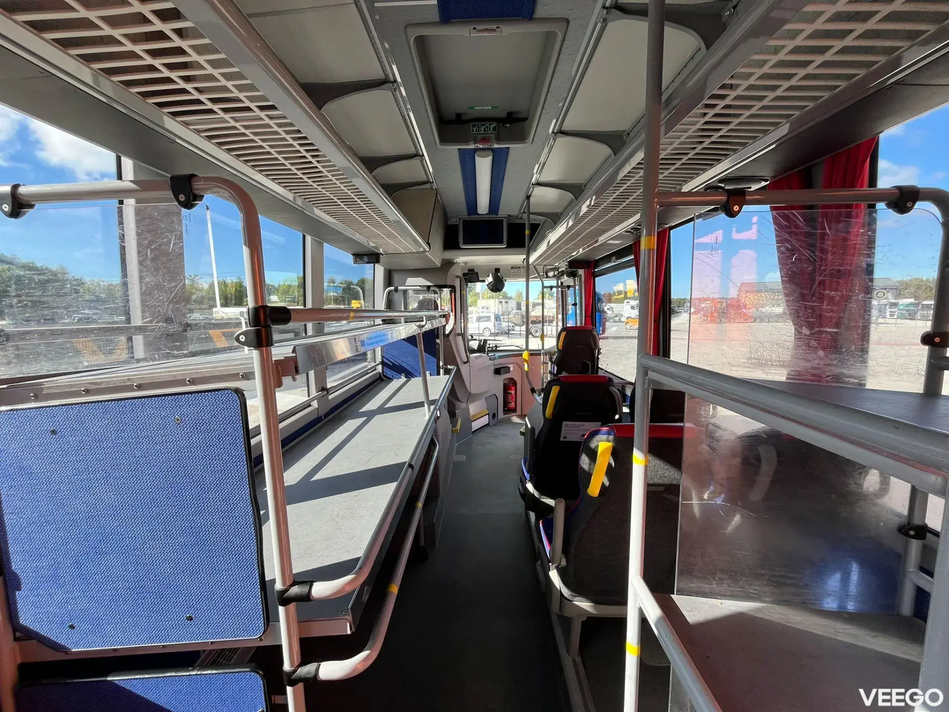 Volvo B8R 44 SEATS + 49 STANDING / AC / AUXILIARY HEATER  240kW