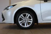 Toyota Corolla Touring Sports Active 1.8 72kW thumbnail
