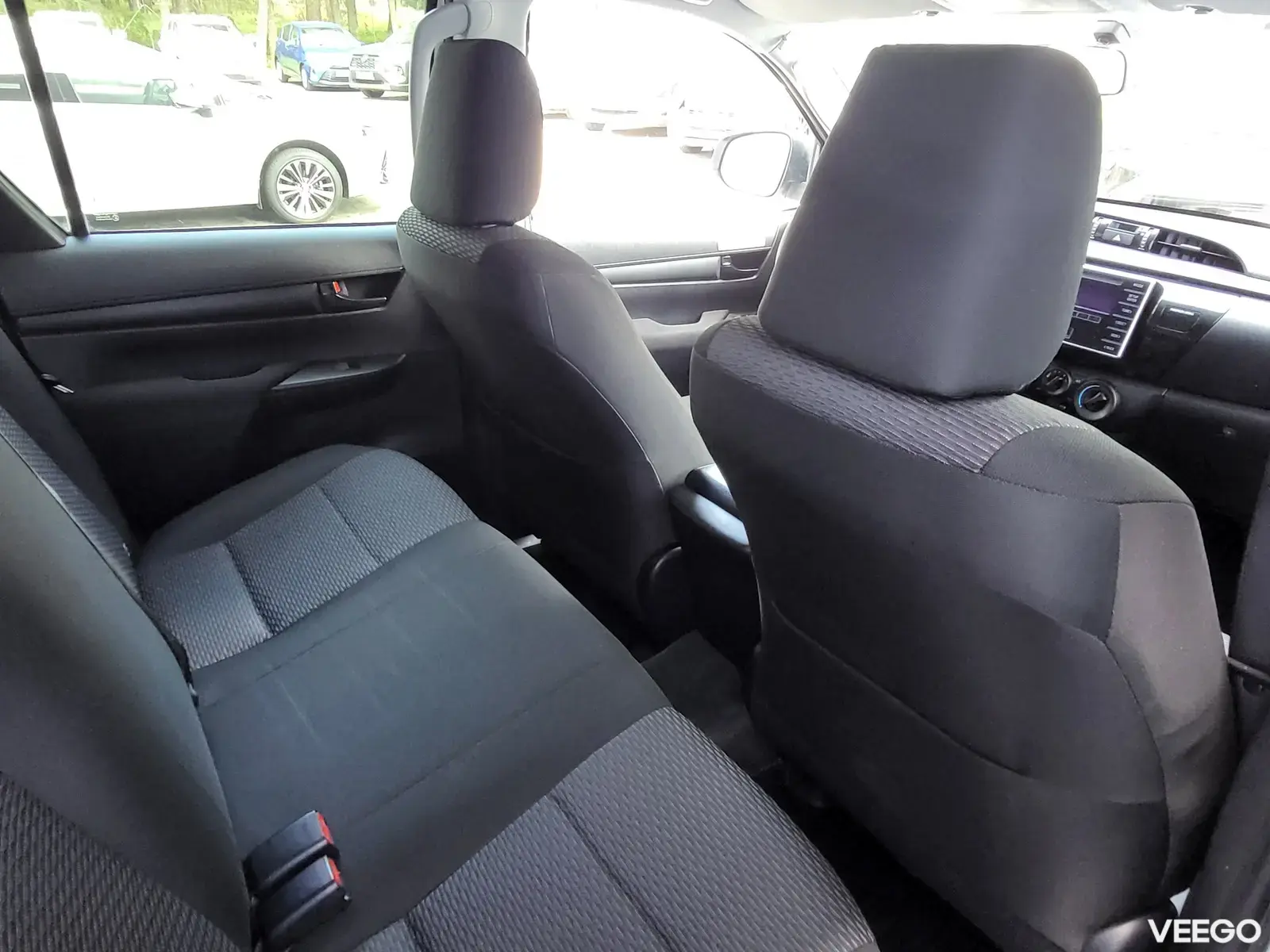 Toyota Hilux 2.4 110kW