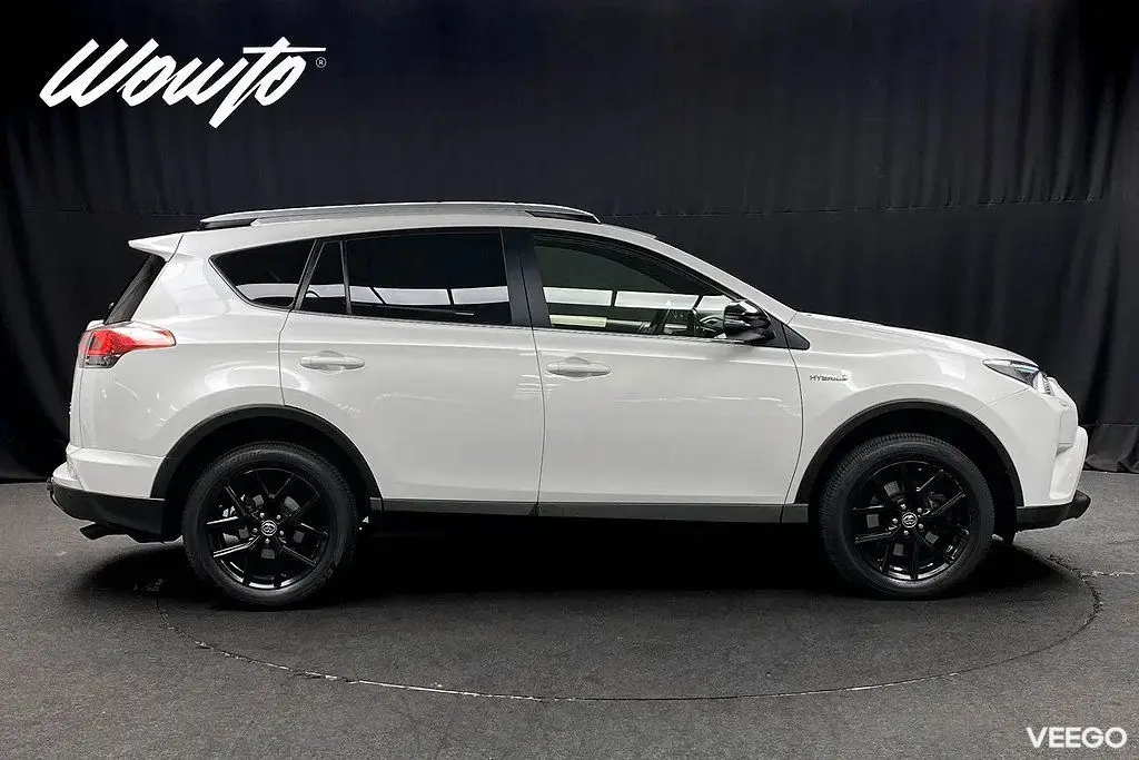 Toyota RAV4 Hybrid E-Four 2.5 AWD 197HK X-Edition/Drag/4.95% 145kW