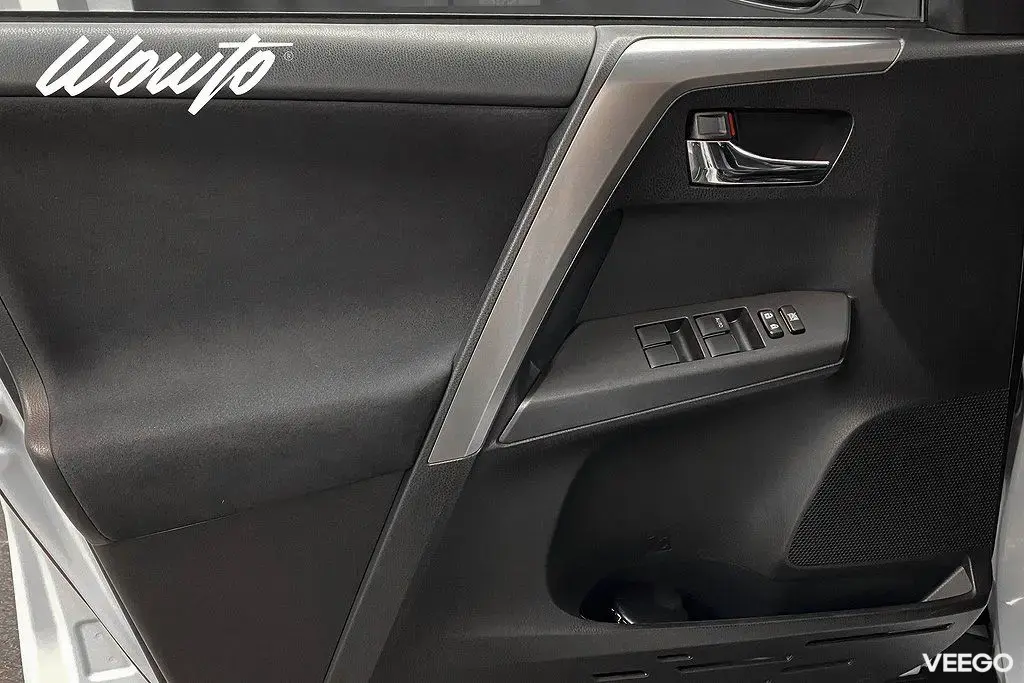 Toyota RAV4 Hybrid E-Four 2.5 AWD 197HK X-Edition/Drag/4.95% 145kW