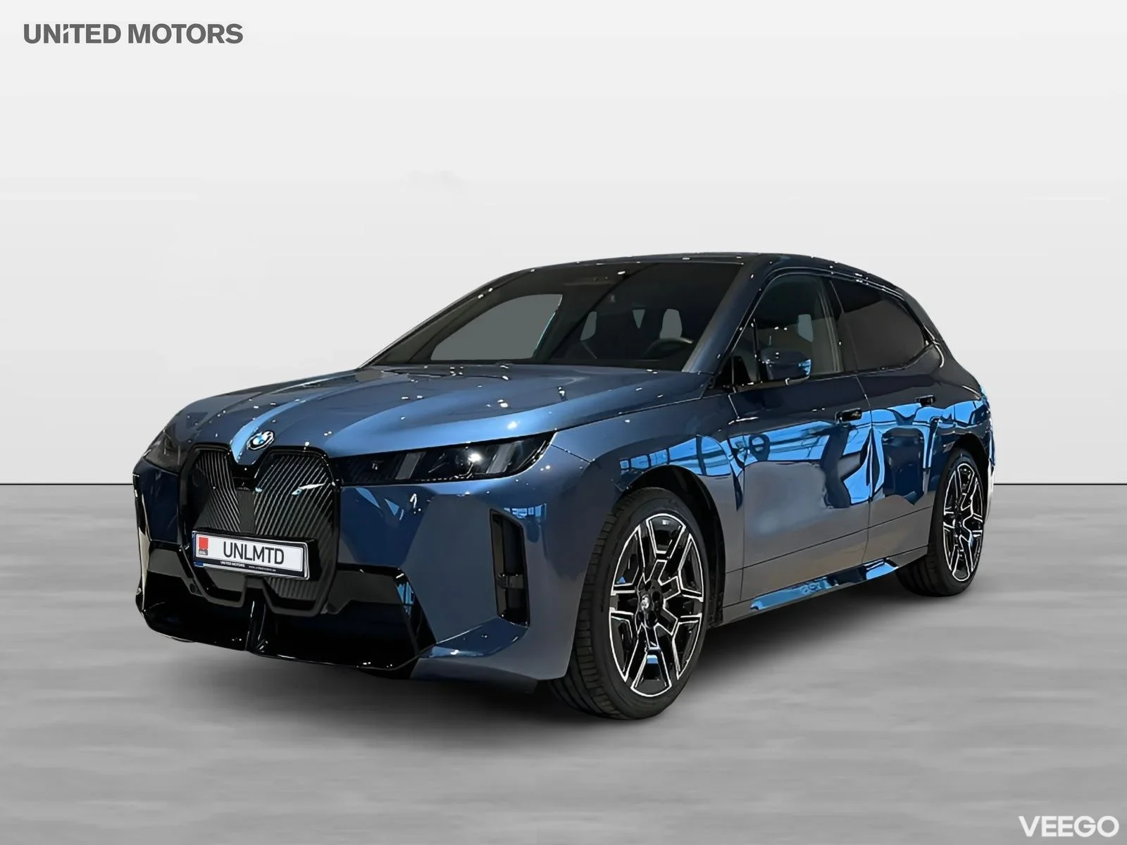 BMW iX xDrive60 Charged M Sport Pro H/K Drag 4,95% 400kW