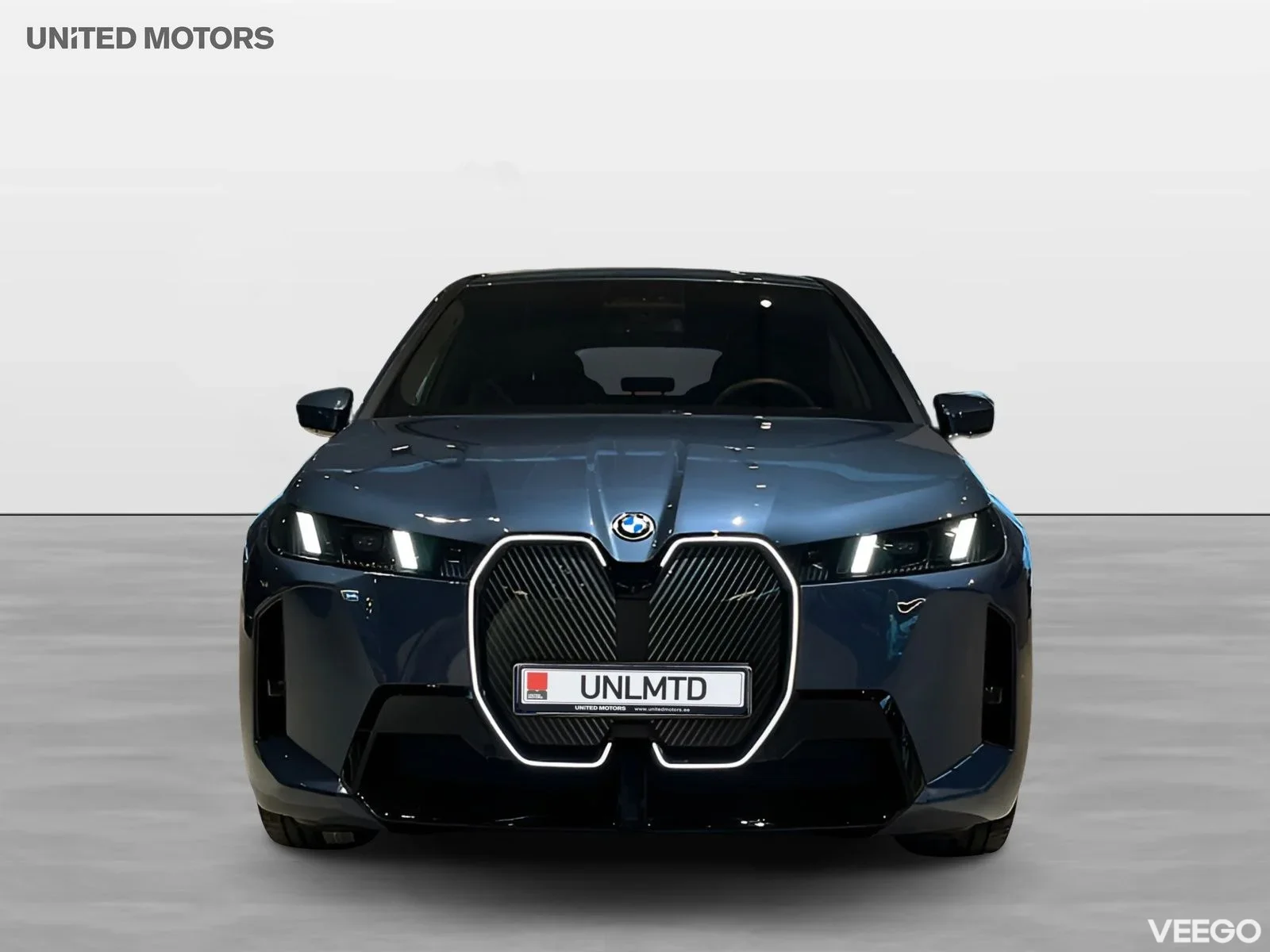 BMW iX xDrive60 Charged M Sport Pro H/K Drag 4,95% 400kW