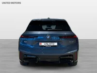 BMW iX xDrive60 Charged M Sport Pro H/K Drag 4,95% 400kW thumbnail