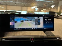 BMW iX xDrive60 Charged M Sport Pro H/K Drag 4,95% 400kW thumbnail